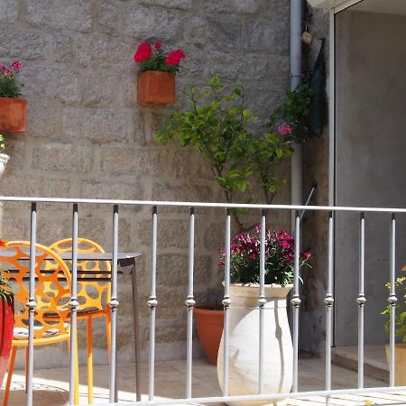 Maison De Vacances - Casa Mezanaccia Avec Terrasse Fleurie Meuble Tourisme 3 Etoiles Santa-Lucia-di-Tallano Ngoại thất bức ảnh