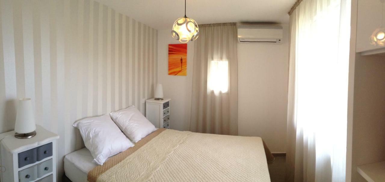 Maison De Vacances - Casa Mezanaccia Avec Terrasse Fleurie Meuble Tourisme 3 Etoiles Santa-Lucia-di-Tallano Ngoại thất bức ảnh
